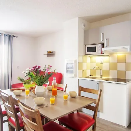 Aparthotel Vacancéole - Les De L'isard Les Angles (Pyrenees-Orientales)