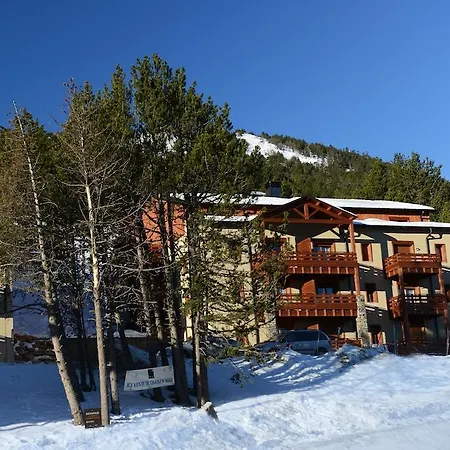 Aparthotel Vacancéole - Les De L'isard 3*